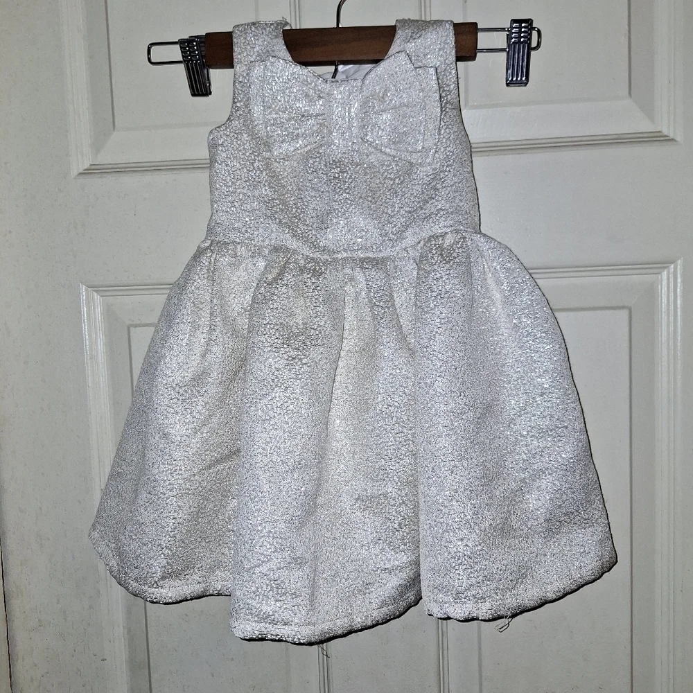 Carters dress size 24m